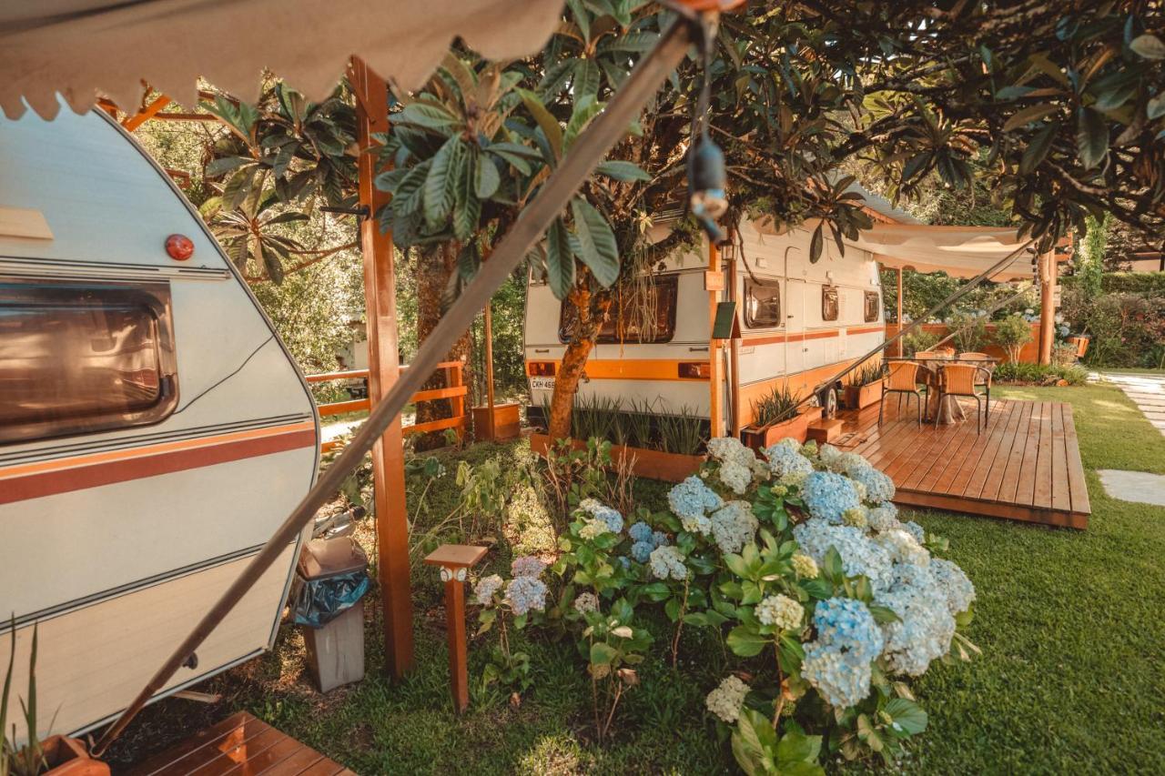 Parque de Campismo La Brume Trailers *